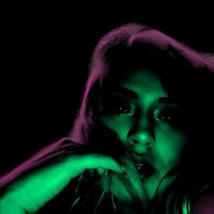 Meet your Posher, Elena